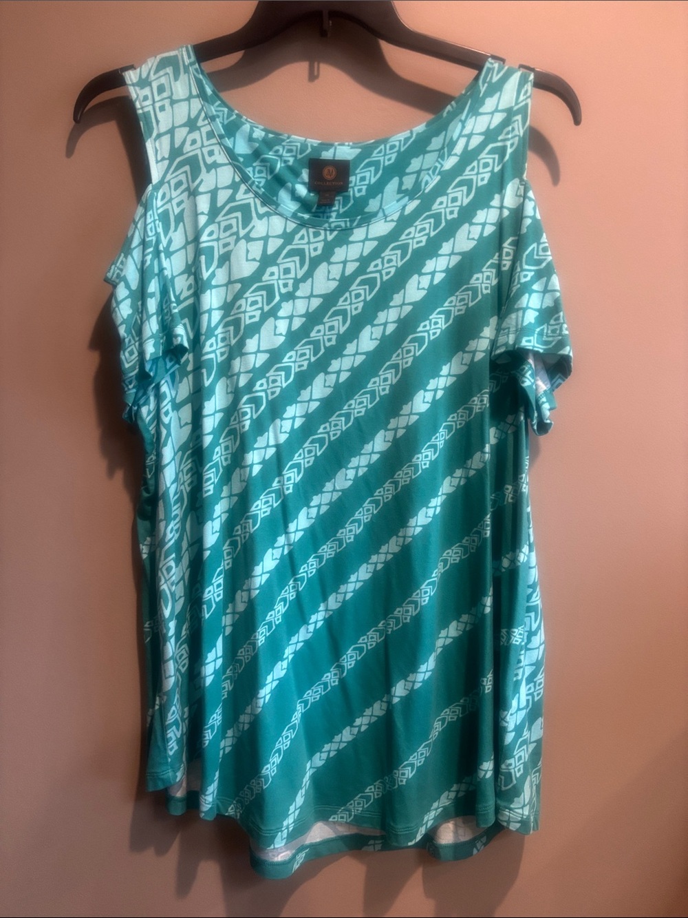 JM Collection Teal and White Diagonal Pattern Cold-Shoulder Tank